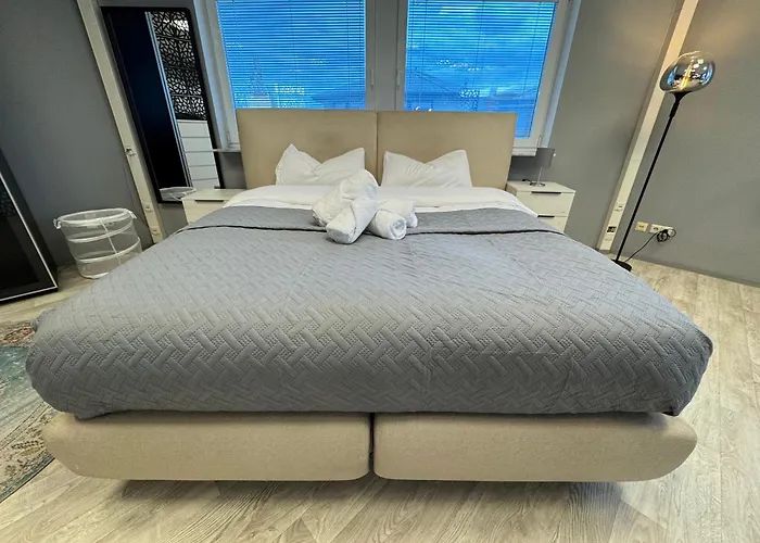 Stilvolles & Klimatisiertes Loft Mit Ausblick In Ferne Sankt Leon-Rot