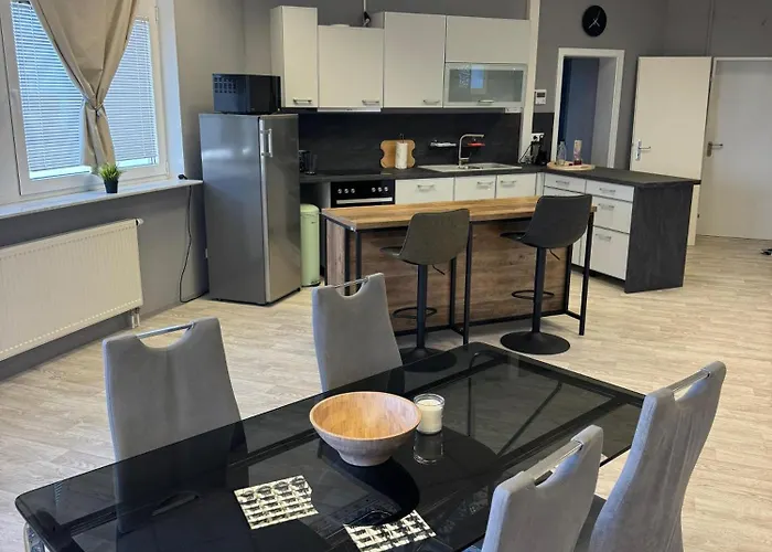 Stilvolles & Klimatisiertes Loft Mit Ausblick In Ferne Sankt Leon-Rot